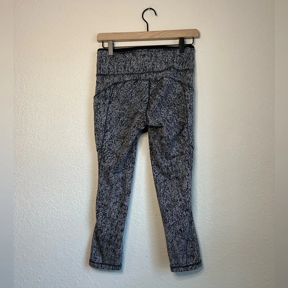 Lululemon Wunder Under Hi-Rise 1/2 Tight *17